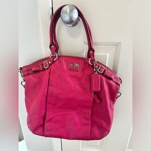 Fuchsia Coach Lindsey bag